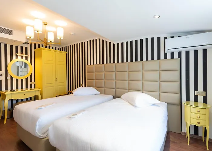 Motali Life Hotel